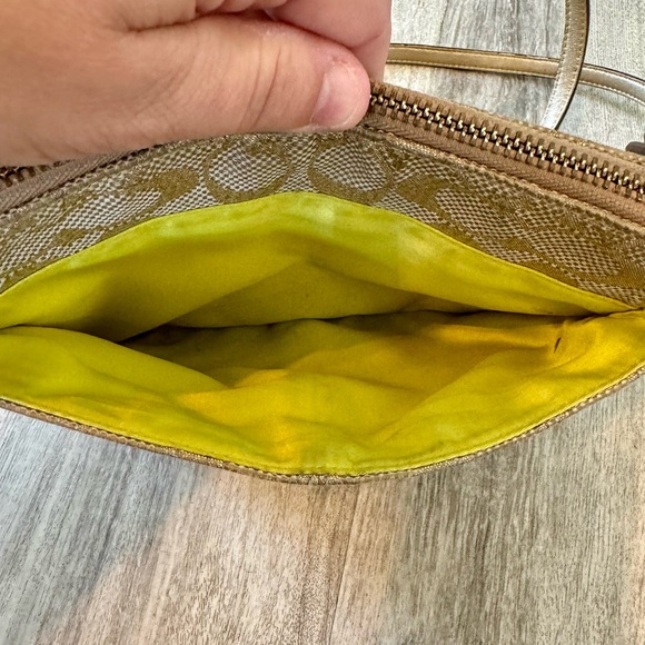 COACH Signature C's Gold Metallic Triple Zipper Crossbody Bag / Handbag - Picture 5 of 7